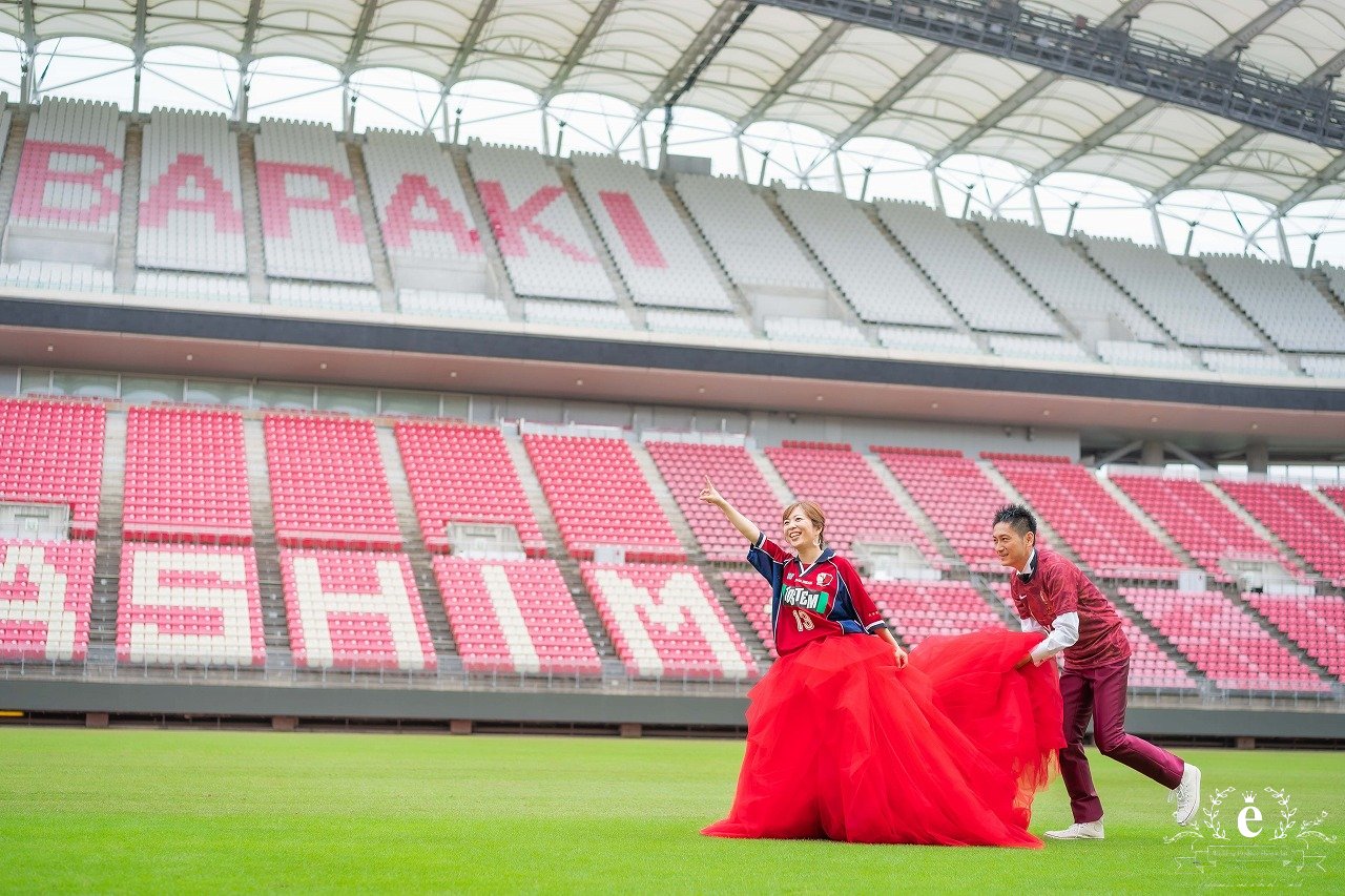 カシマスタジアム　前撮り　フォトウェディング　洋装　サッカー　ファン　鹿島　水戸　エクラ